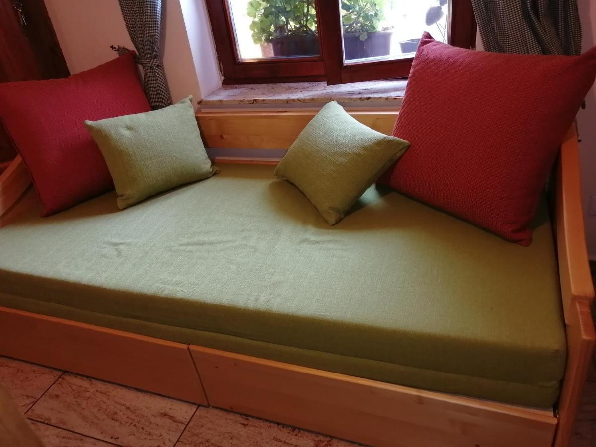 Burg Nad Banskou Stiavnicou Guest House Stiavnicke Bane Bagian luar foto