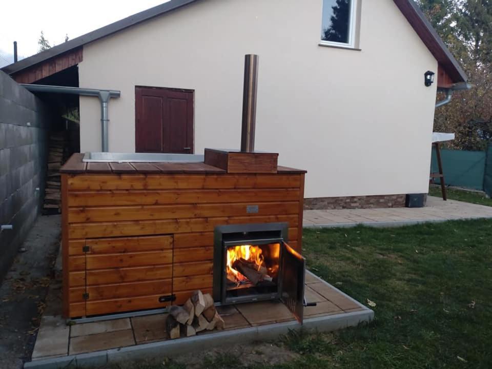 Burg Nad Banskou Stiavnicou Guest House Stiavnicke Bane Bagian luar foto